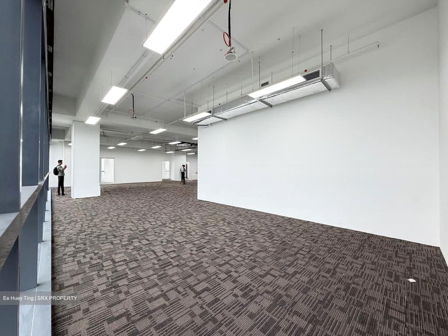 Woods Square (D25), Office #616393971